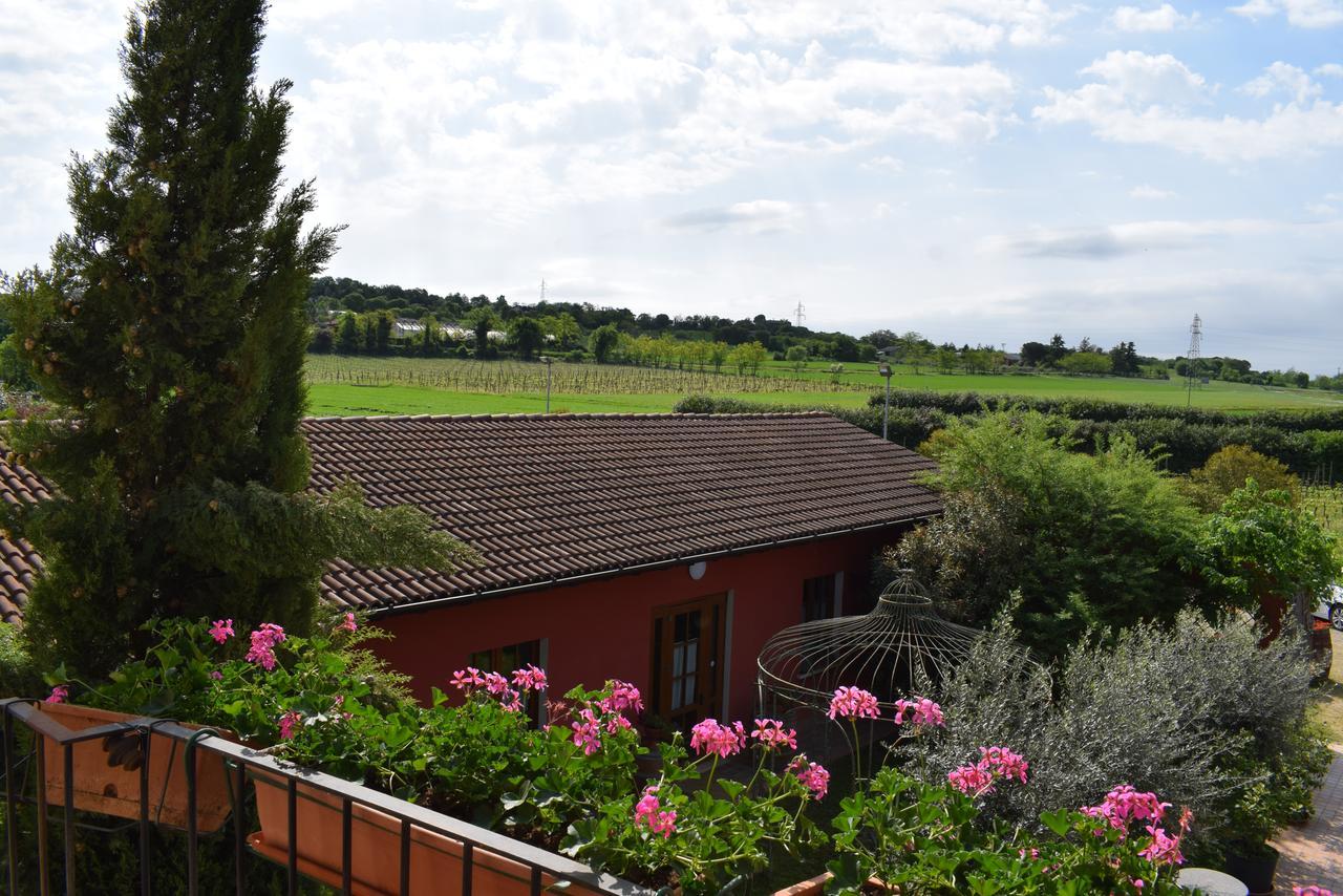 Agriturismo Mulino Bianco Villa Lonato Exterior foto